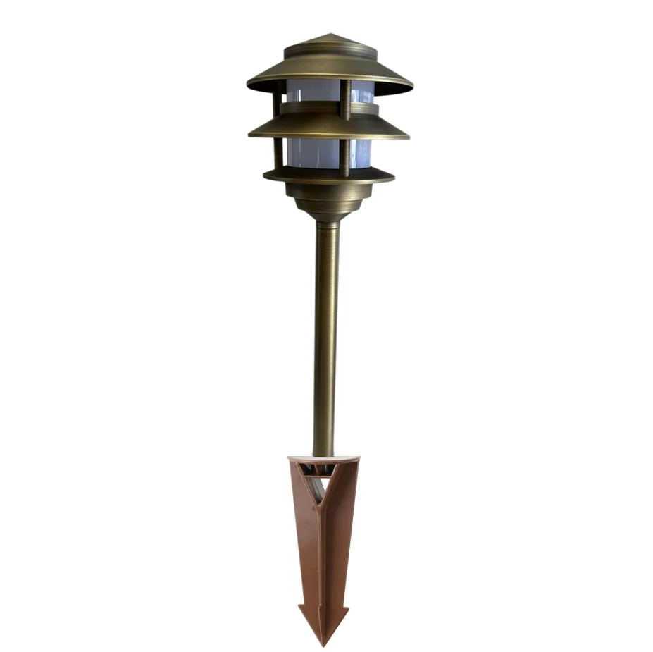 Bougie Solid Cast Brass Pagoda Pathway Light Antique Bronze