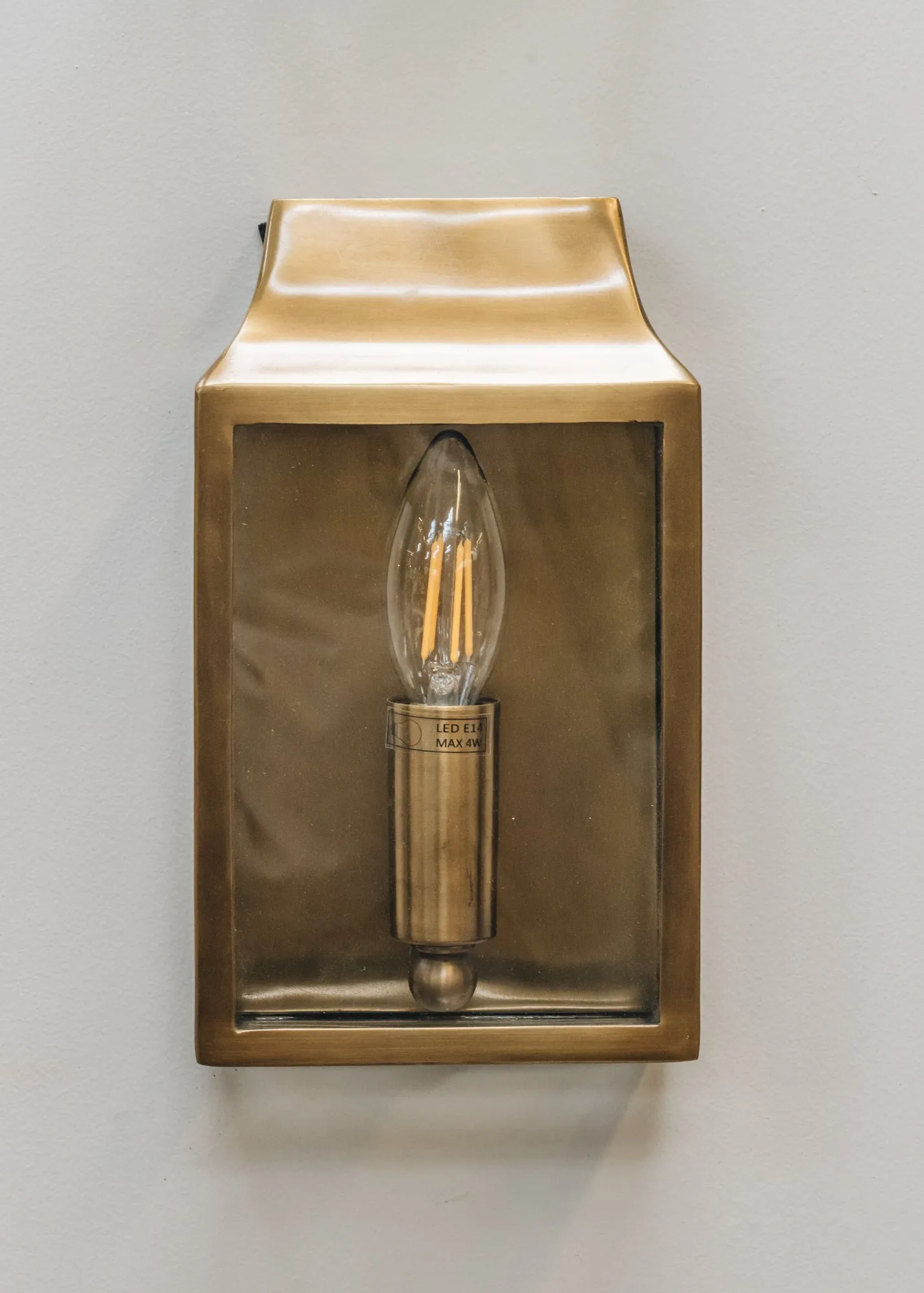 Brass Crail Wall Light