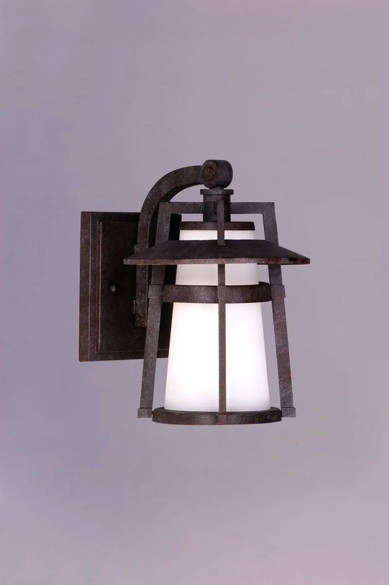 Calistoga Outdoor Wall Sconce