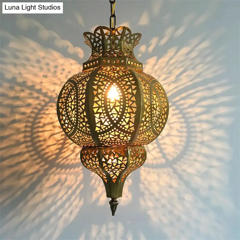 Hollow Out Vintage Metal Gourd Shade Brass Pendant Lamp - 1-Bulb Hanging Ceiling Lighting