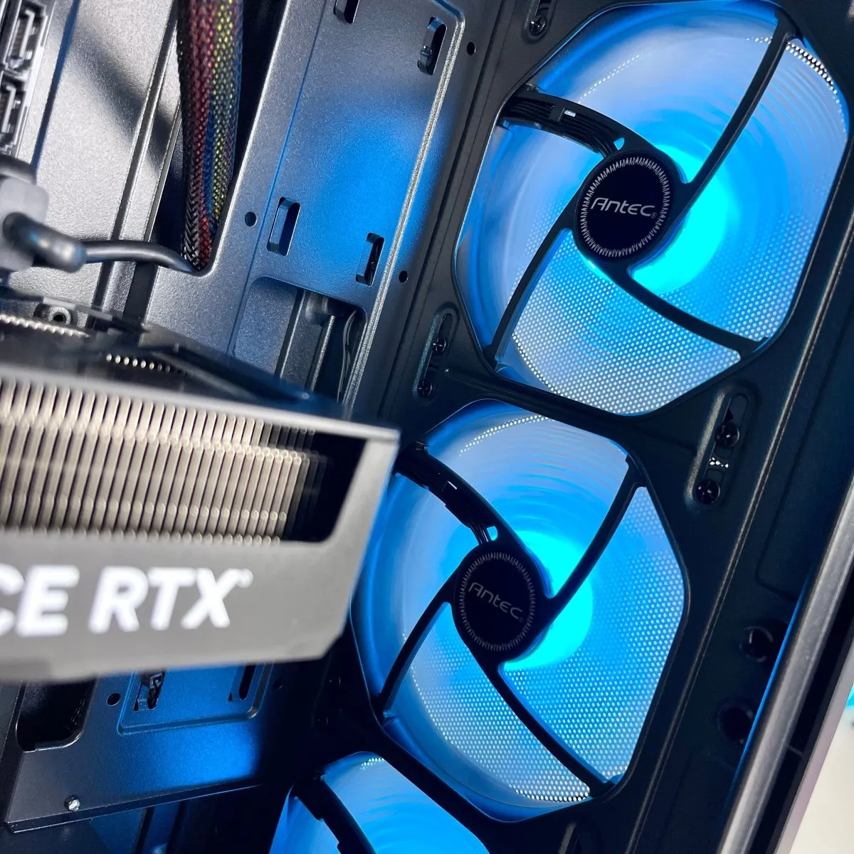 IGaming Ryzen 5 5600/Ryzen 7 5700x | RTX 4060-4070S | AX61 Elite