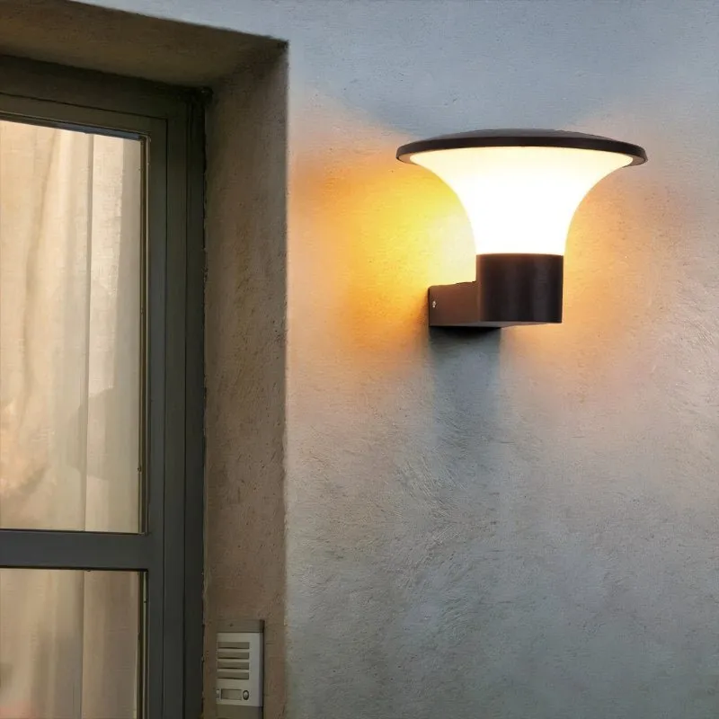 Luciola Wall Lamp