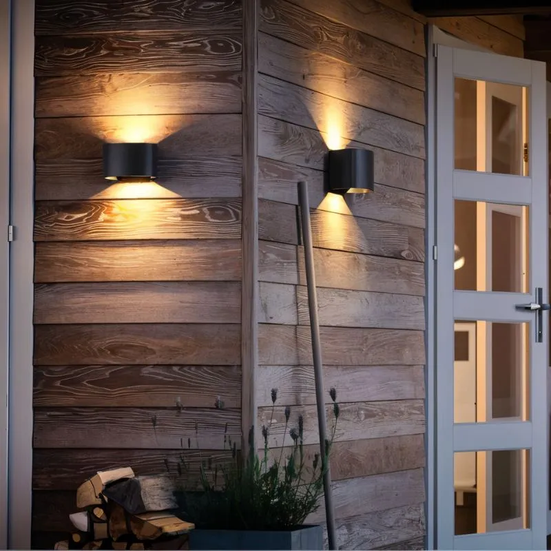 Luminara Outdoor Wall Lamp