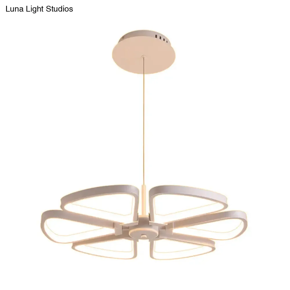 Modern LED Clover Chandelier Pendant: Metallic White Ceiling Lamp for Living Room